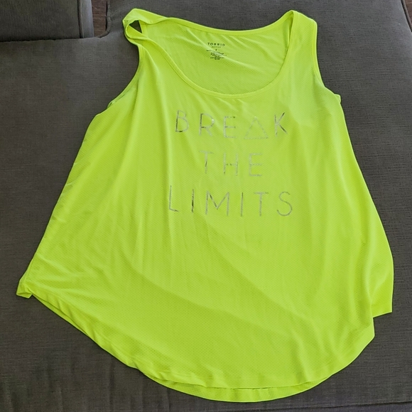 torrid Tops - EUC Torrid active Break the Rules tank sz 2x #849